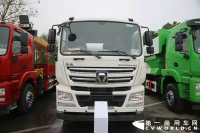AMT版漢風(fēng)G9亮相 國六占據(jù)半壁江山，徐工年會(huì)展車亮點(diǎn)解析